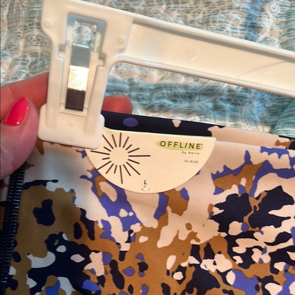 Aerie super shortie shorts with Abstract Pattern - Picture 3 of 3